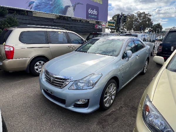 2009 Toyota Crown